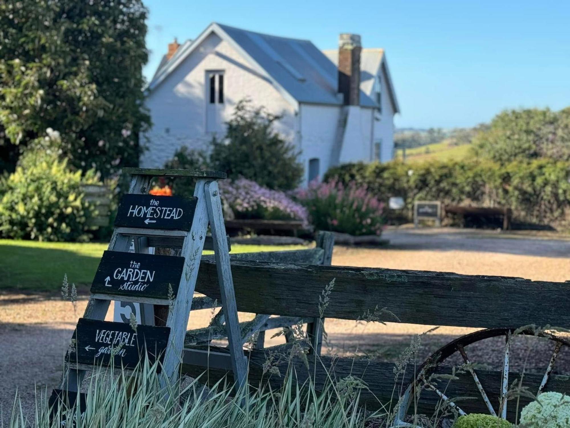 Robin Hoods Well Farm Stay Sassafras Dış mekan fotoğraf